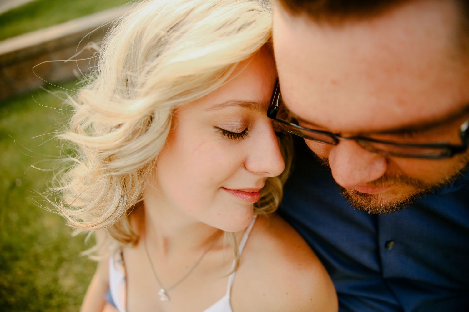 Fargo Wedding Photographer. Fargo Couple Photographer. Downtown Fargo.