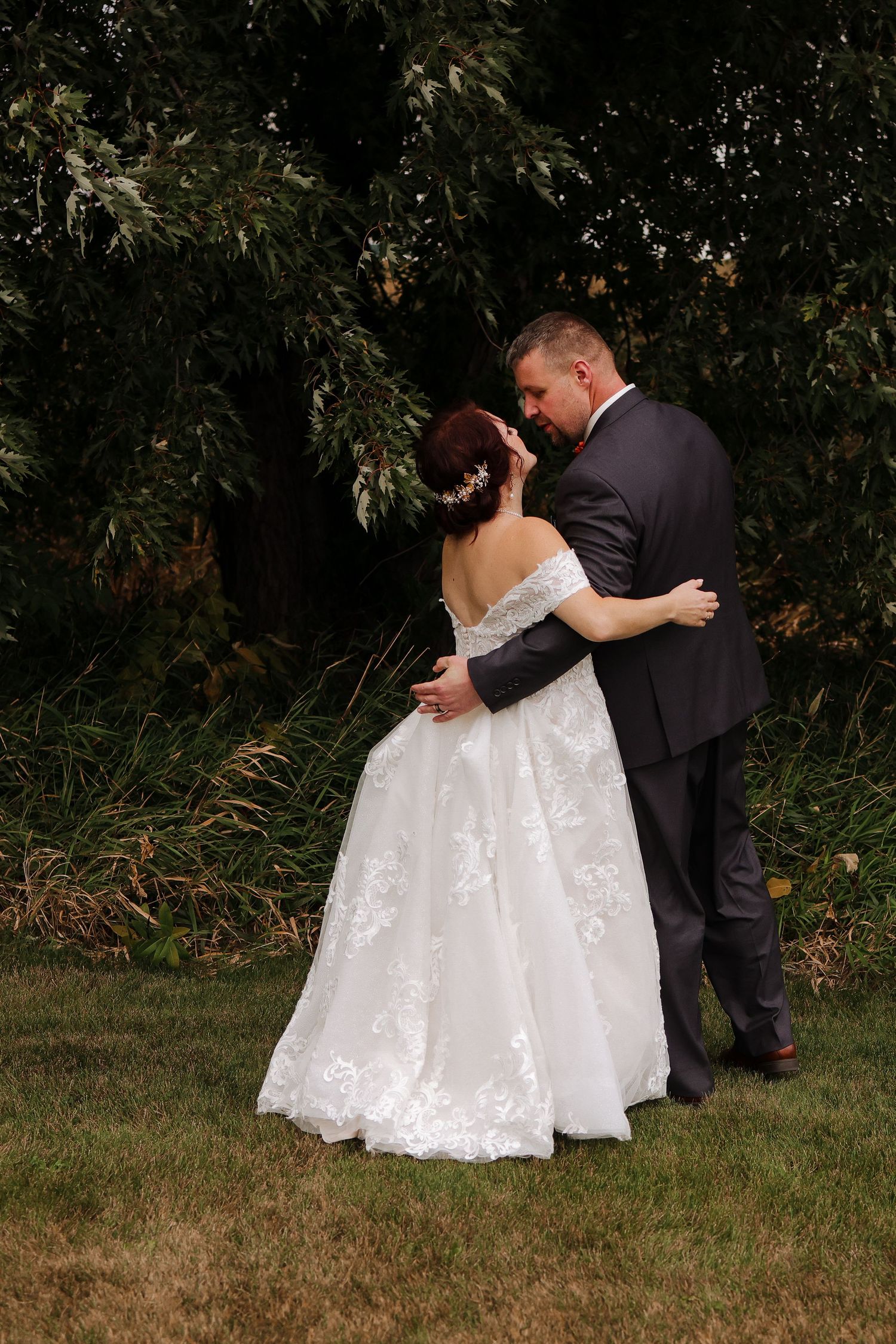 Minnesota Wedding Photographer. Minnesota Photographer. Midwest Wedding Photographer. Fergus Falls Wedding Photographer.