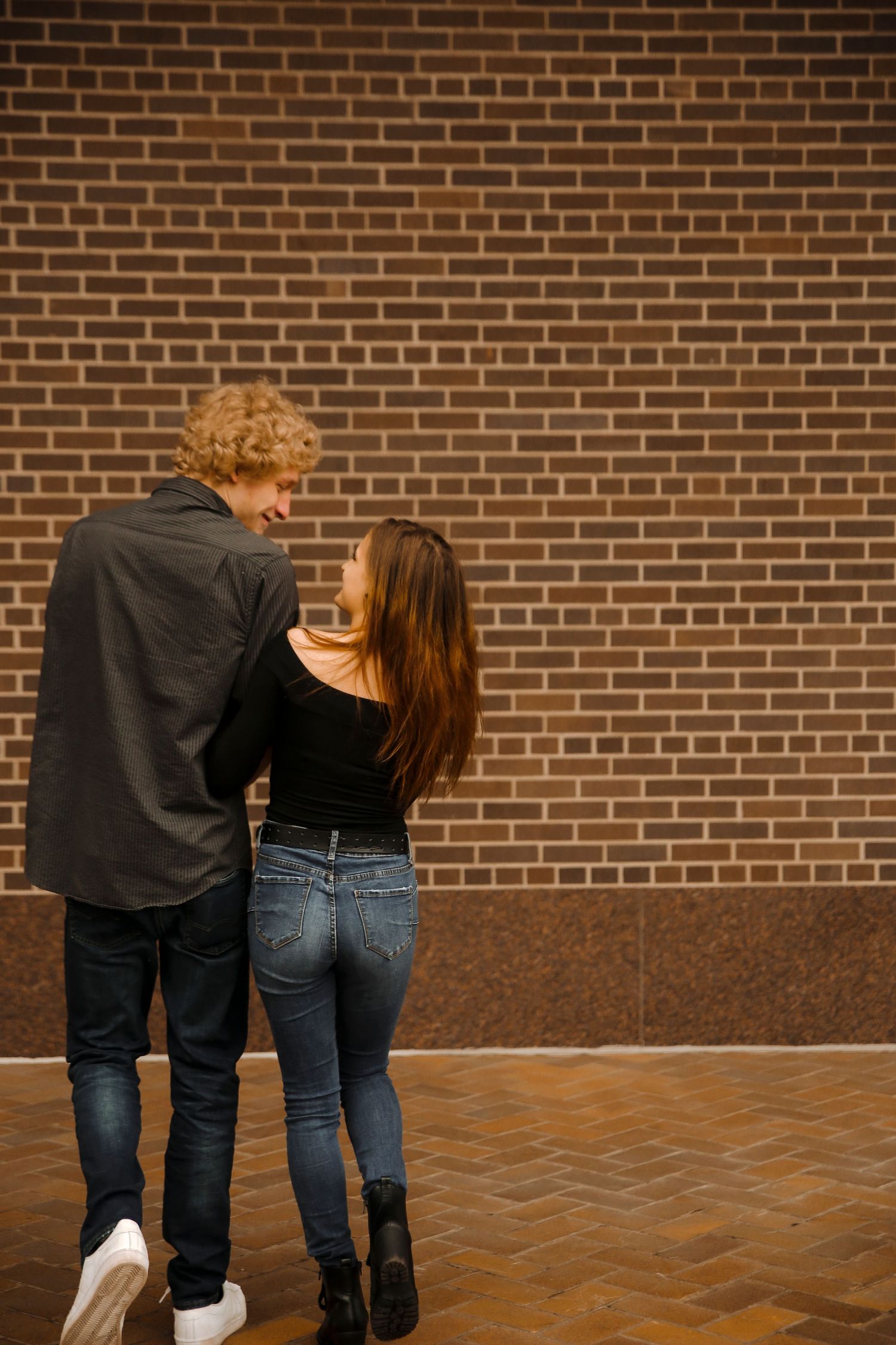 Fergus Falls Couple Photographer
