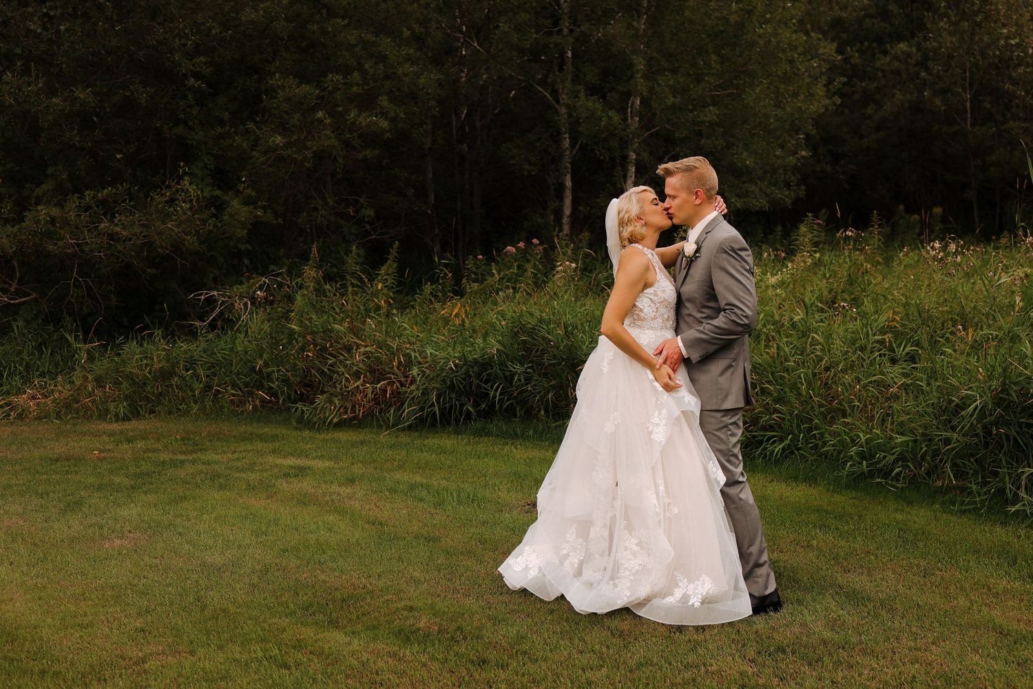 Minnesota Wedding Photographer