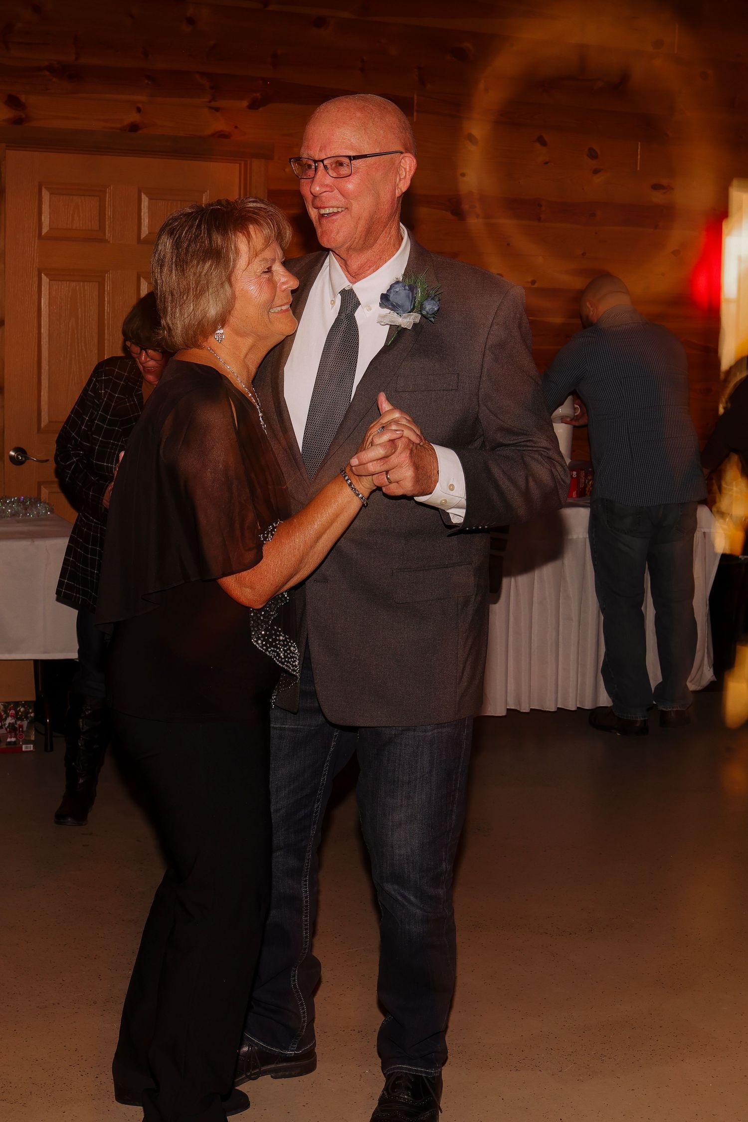 Fergus Falls Wedding Photographer