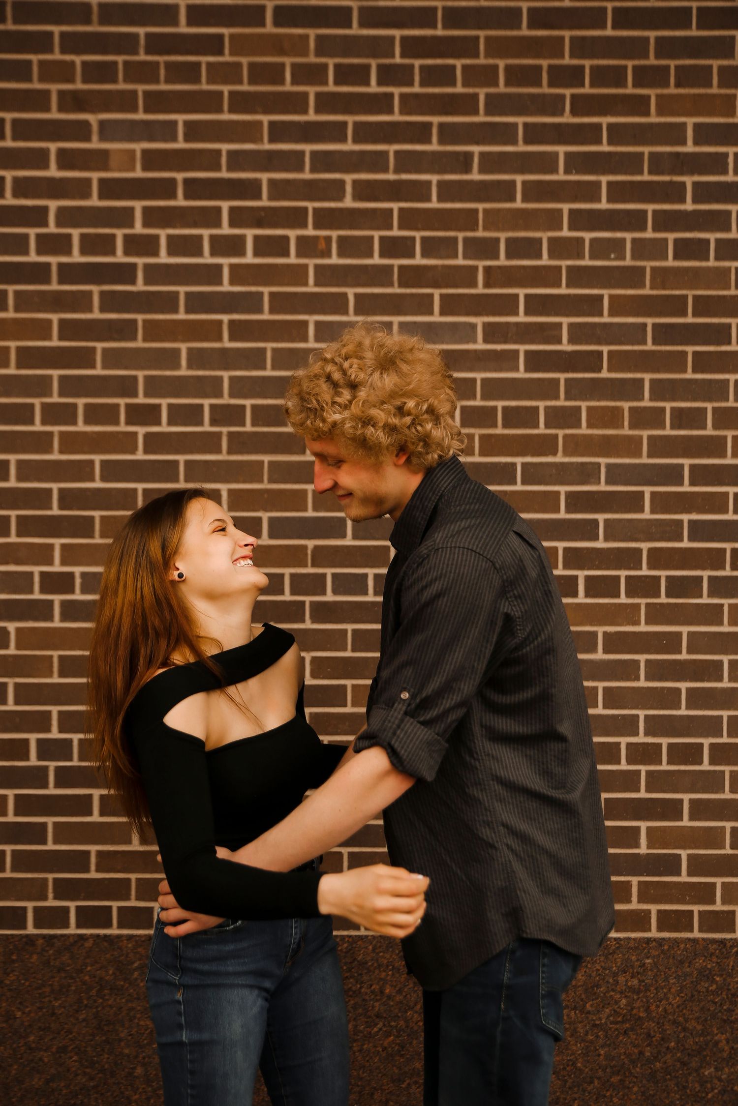Fergus Falls Couple Photographer