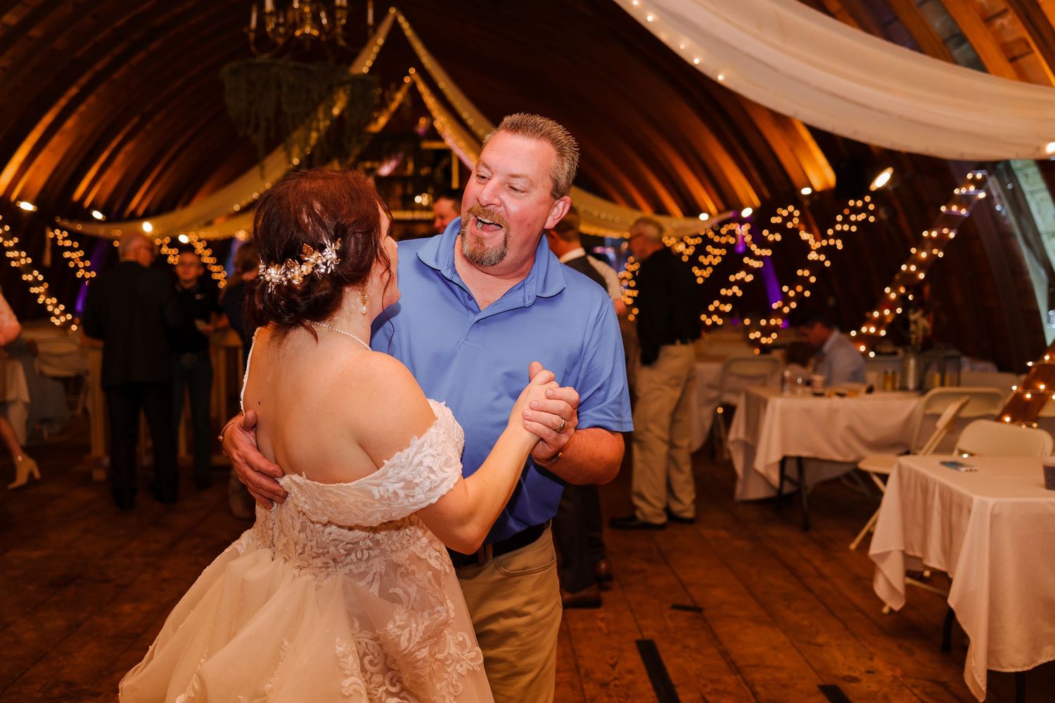 Detroit Lakes Wedding Photographer