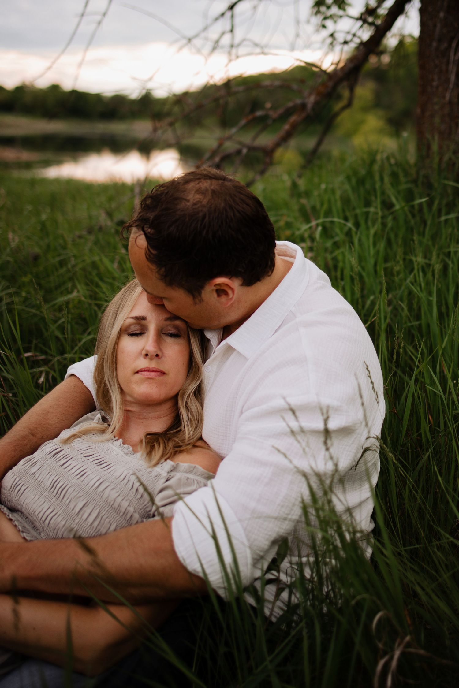 Fergus Falls Couple Photographer