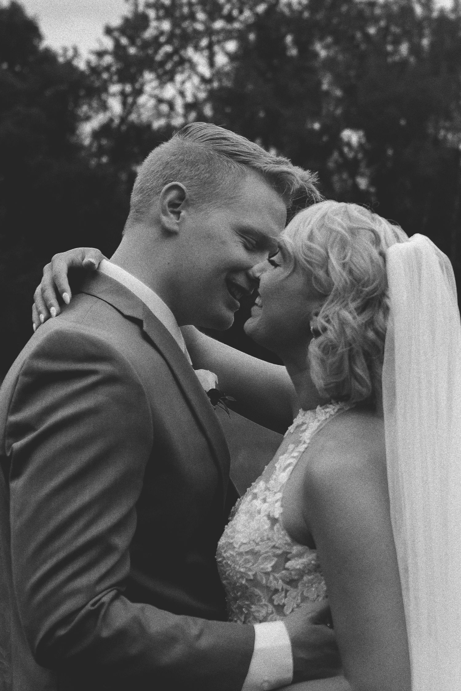 Minnesota Wedding Photographer