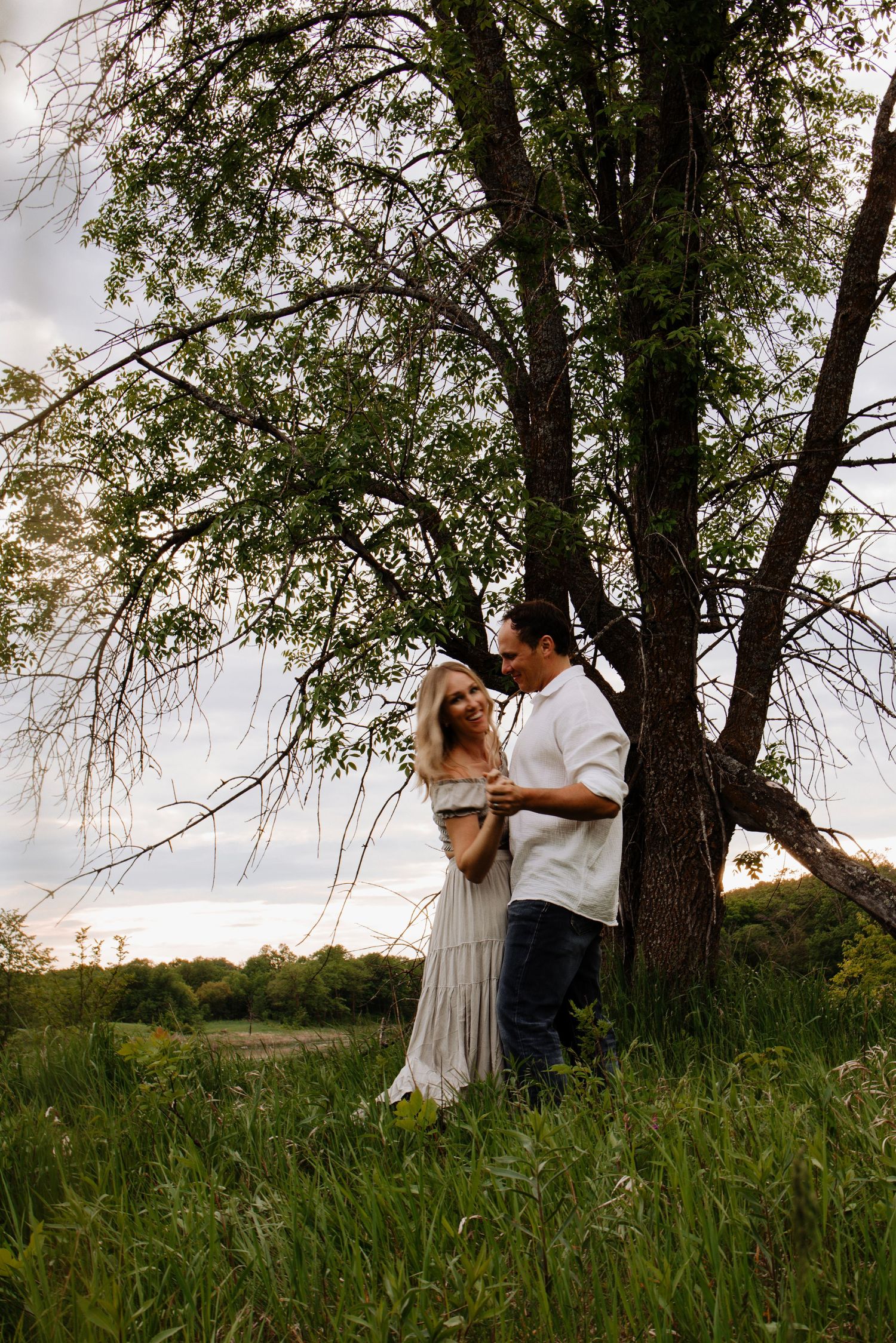 Fergus Falls Couple Photographer