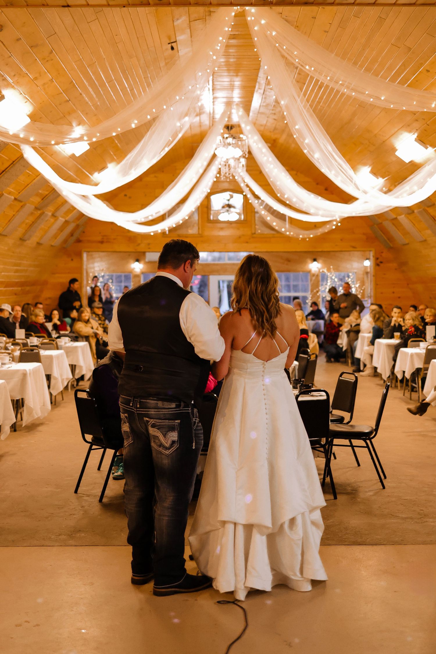 Fergus Falls Wedding Photographer