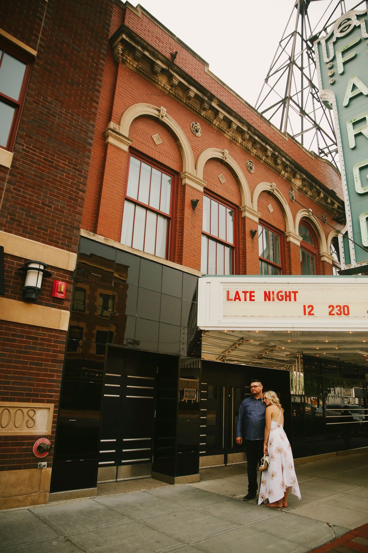Fargo Wedding Photographer. Fargo Couple Photographer. Downtown Fargo.
