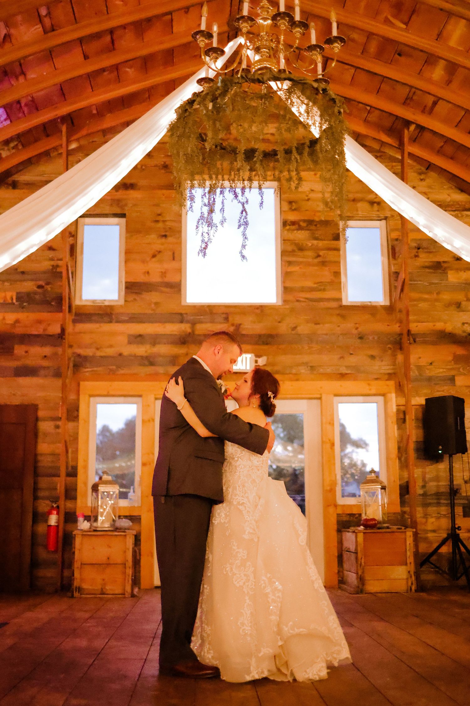Detroit Lakes Wedding Photographer