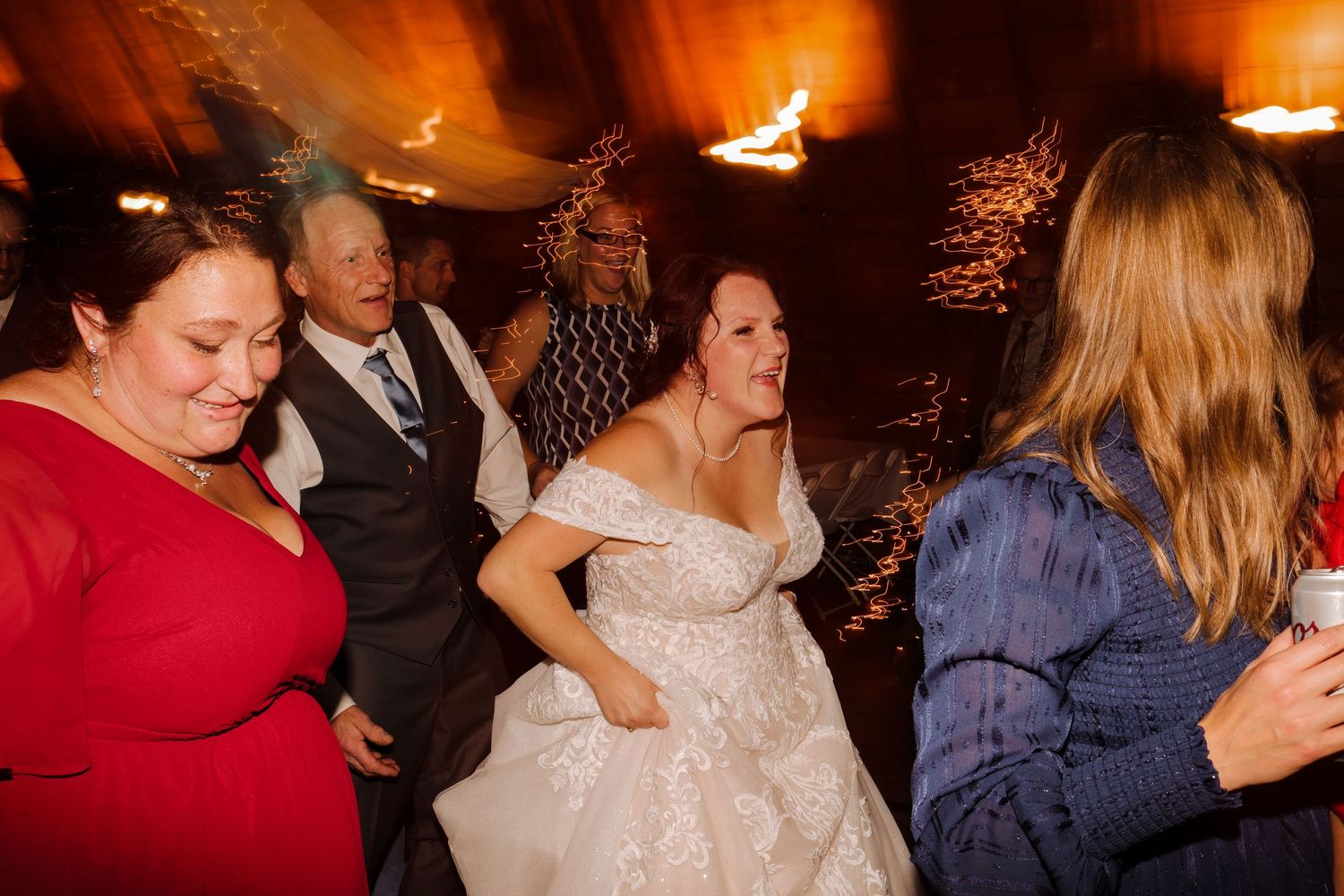 Detroit Lakes Wedding Photographer