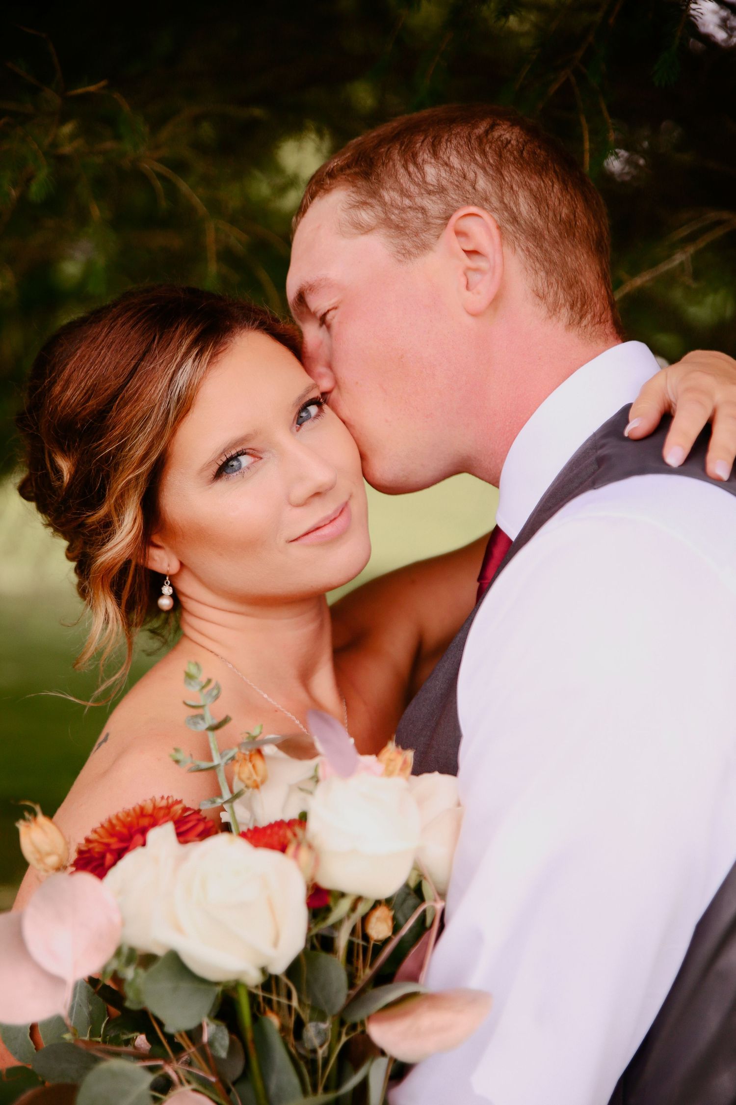 Fergus Falls Wedding Photographer
