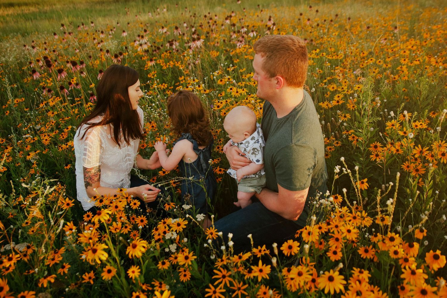Minnesota Family Photographer. Central Minnesota Family Photographer. Family Photos.