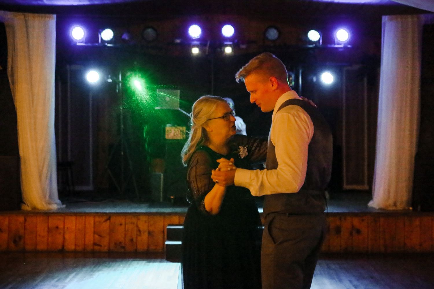 Minnesota Wedding Photographer