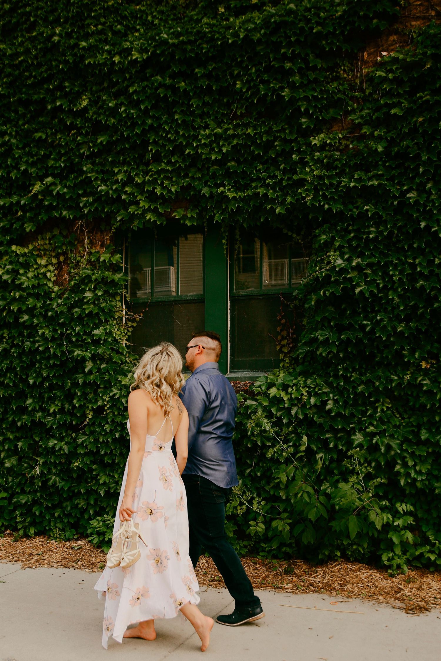 Fargo Wedding Photographer. Fargo Couple Photographer. Downtown Fargo.