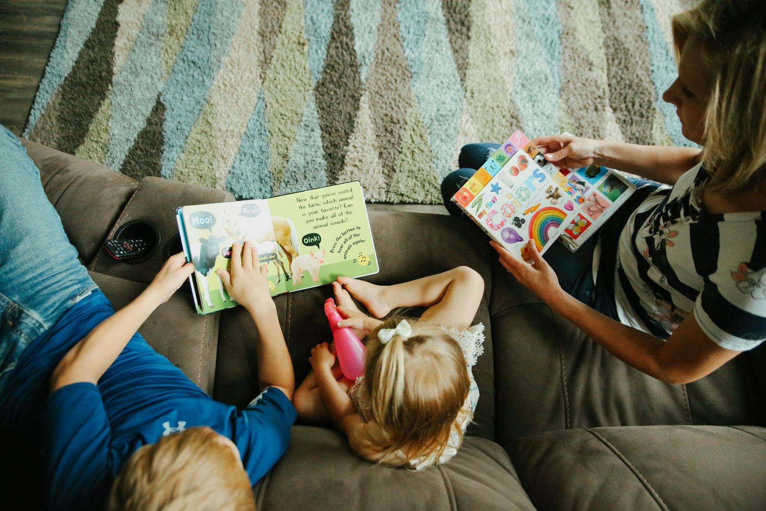 Minnesota Family Photographer. Fergus Falls Family Photographer. Lifestyle Photos. Lifestyle Family Photos.