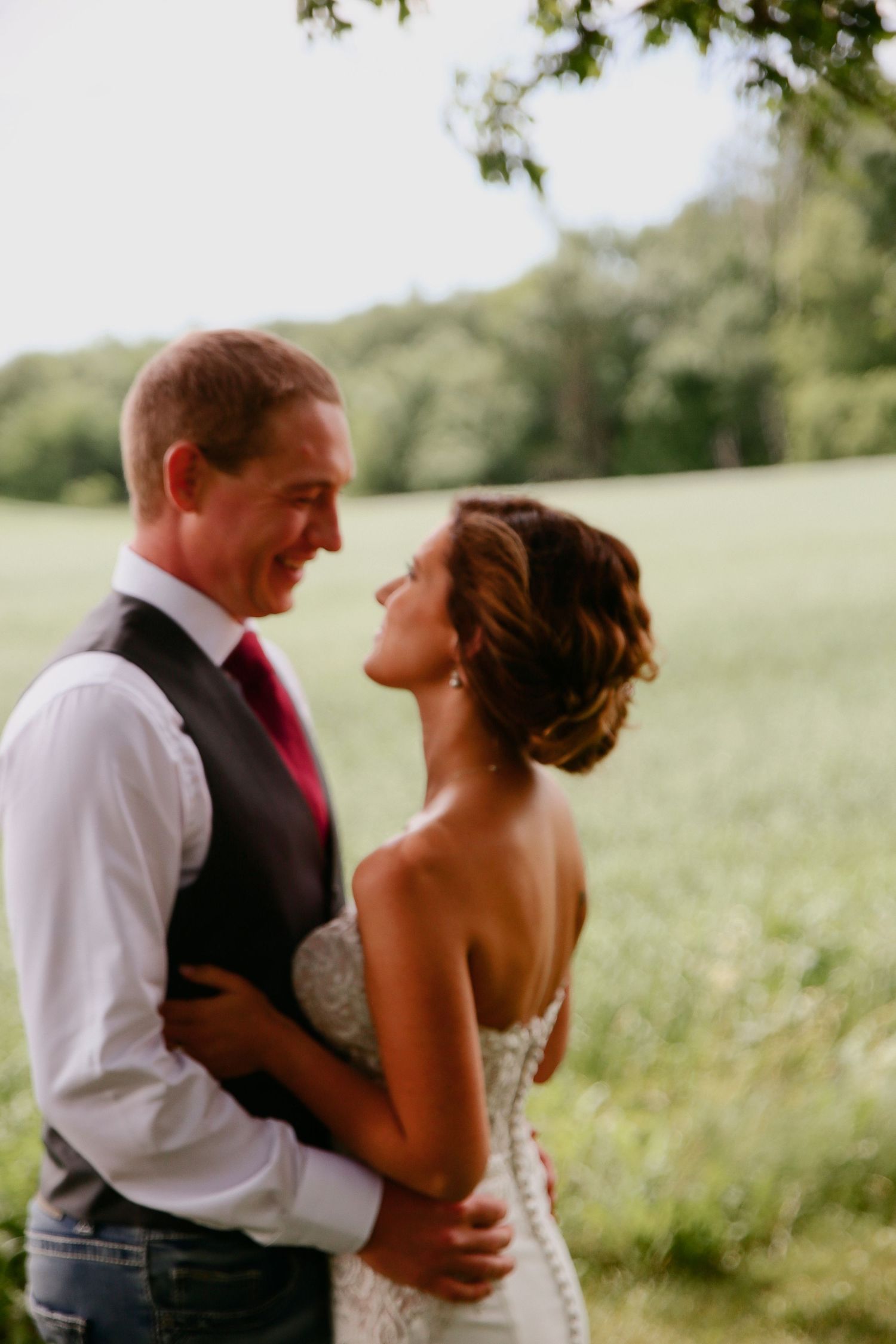 Fergus Falls Wedding Photographer