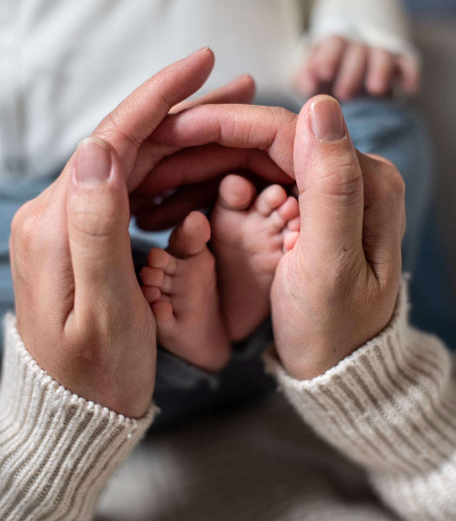 Lifestyle family photo taken indoors capturing real love and connection