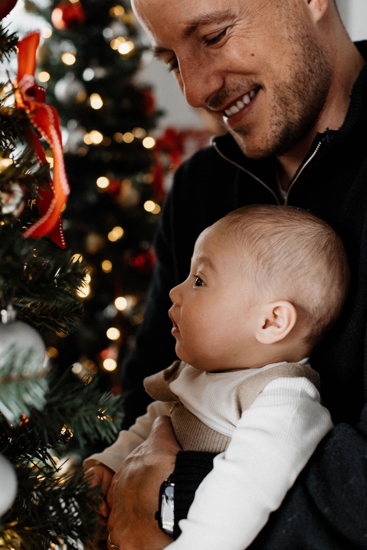 Mississauga family photographer documenting real life at home