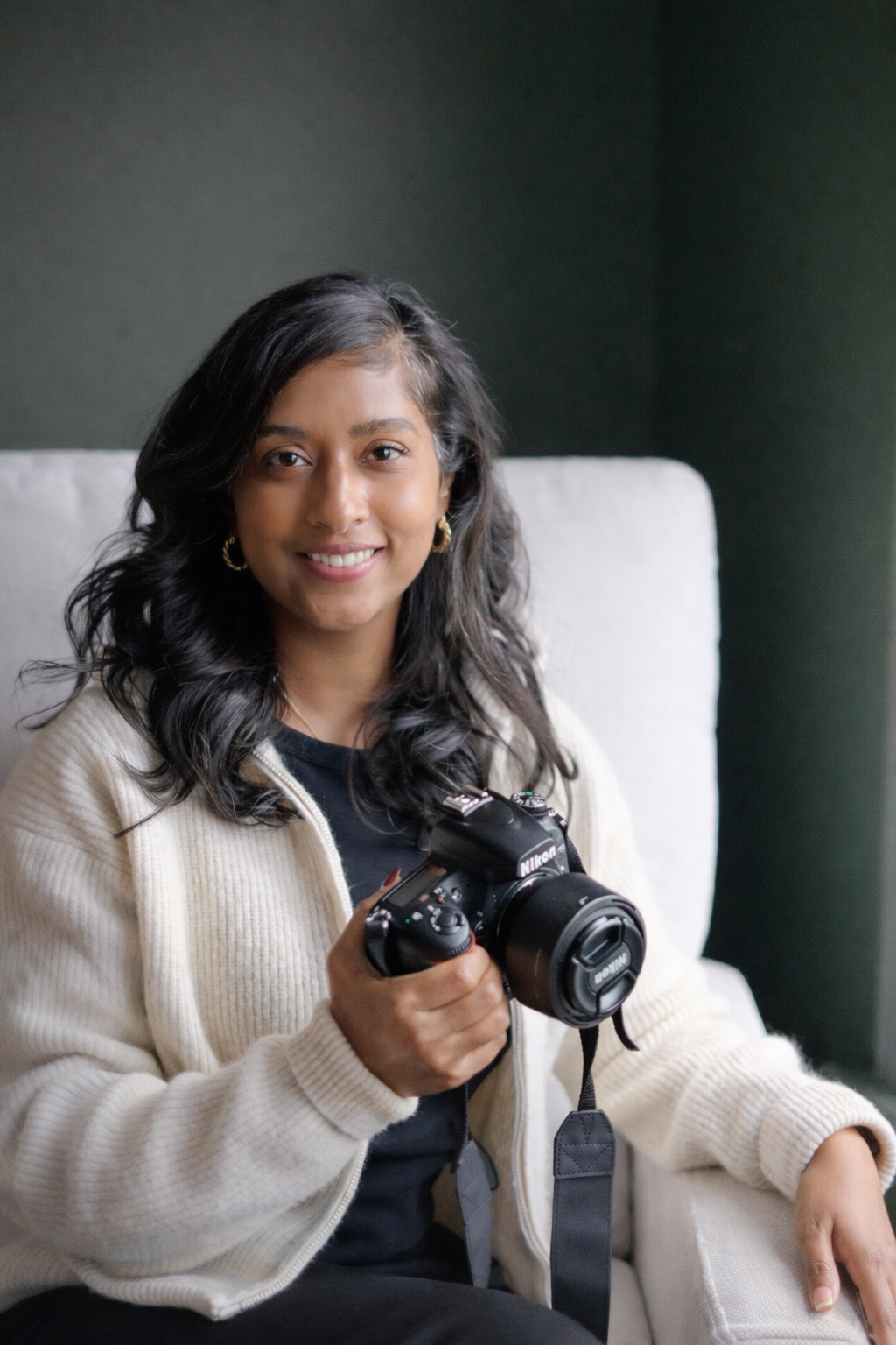 Oakville lifestyle family photography session preview inviting visitors to book a session