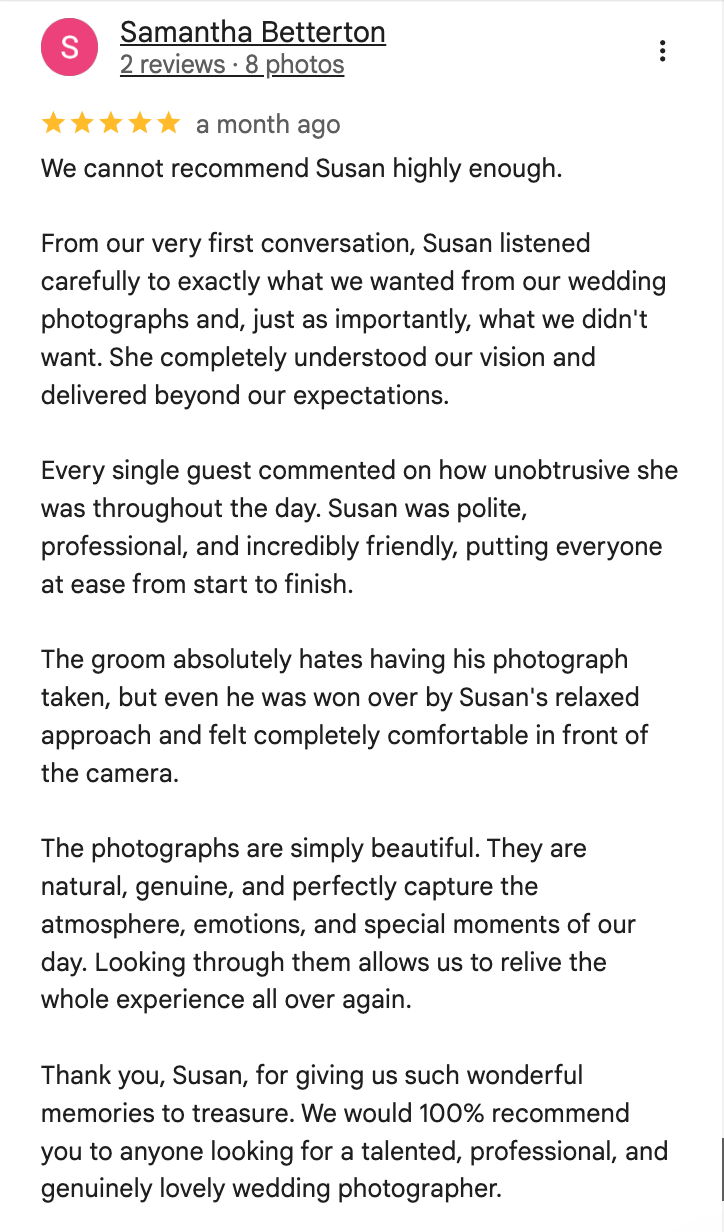 Five-star Google review praising Susan, a wedding photographer, for her unobtrusive, professional, and friendly approach.