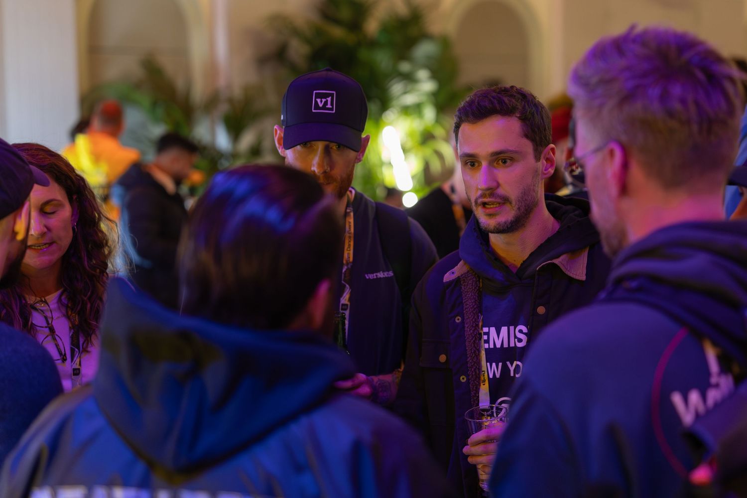 Eventfotografie van Oliver Cricket tijdens Amsterdam Dance Event (ADE), live performance met energieke sfeer.