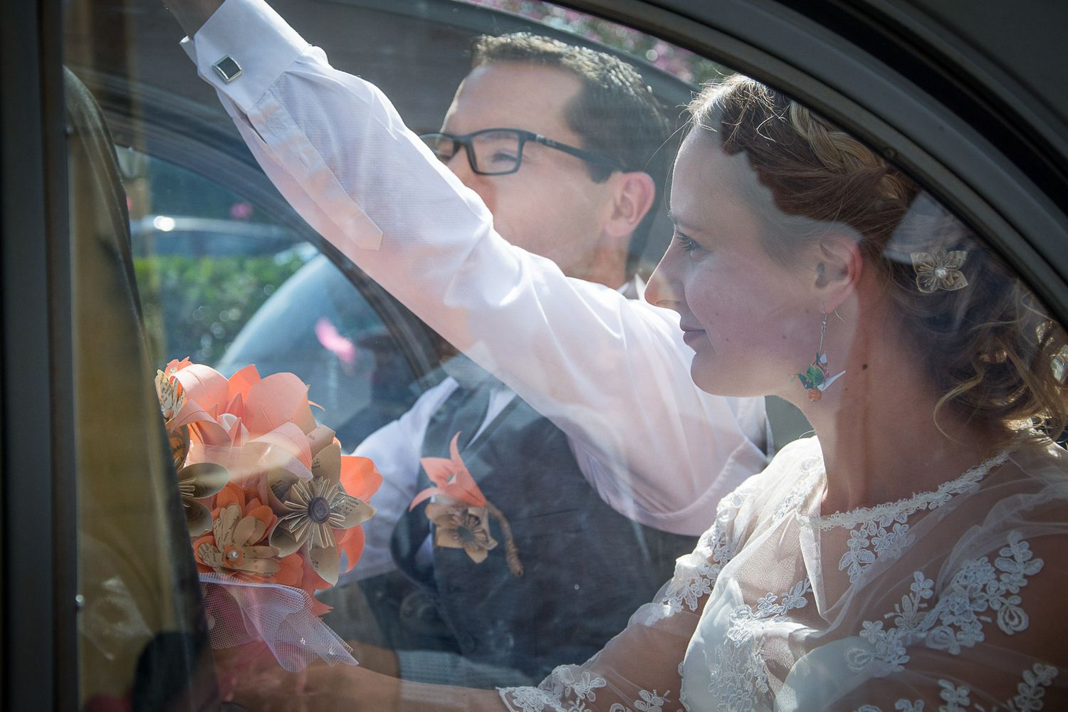 Photographe en Dordogne, Lot, Lot-Et-Garonne, Gironde. 
Je réalise avec émotion des photos de familles, amis, mariages, baptêmes, communions