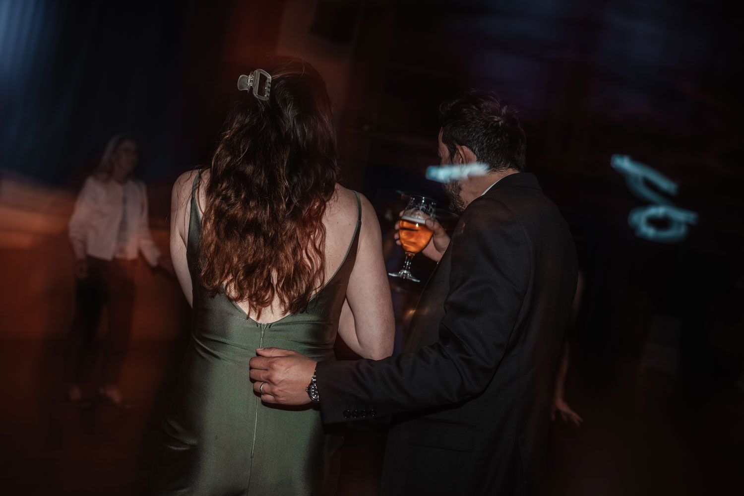 Shutter Drag Partyfoto von Fingerschwur Hochzeiten