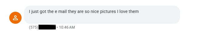 Customer review comment expressing satisfaction with received email photos, displayed in a messaging interface.