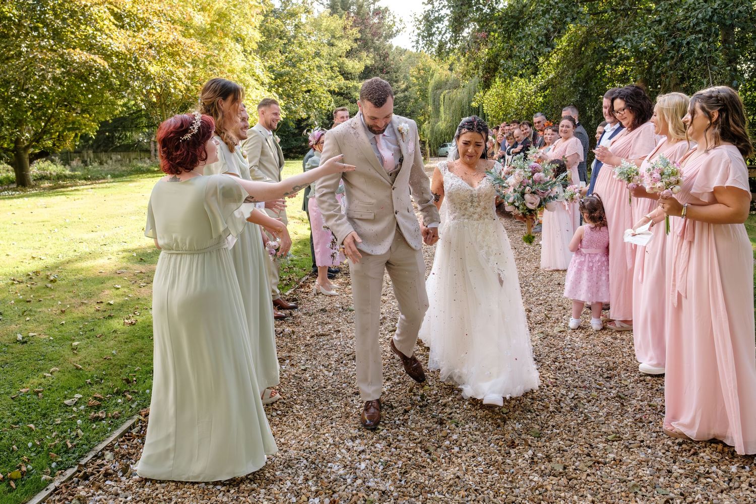 Minstrel Court Cambridge Wedding by Norfolk Wedding Photographer Chris Loneragan.