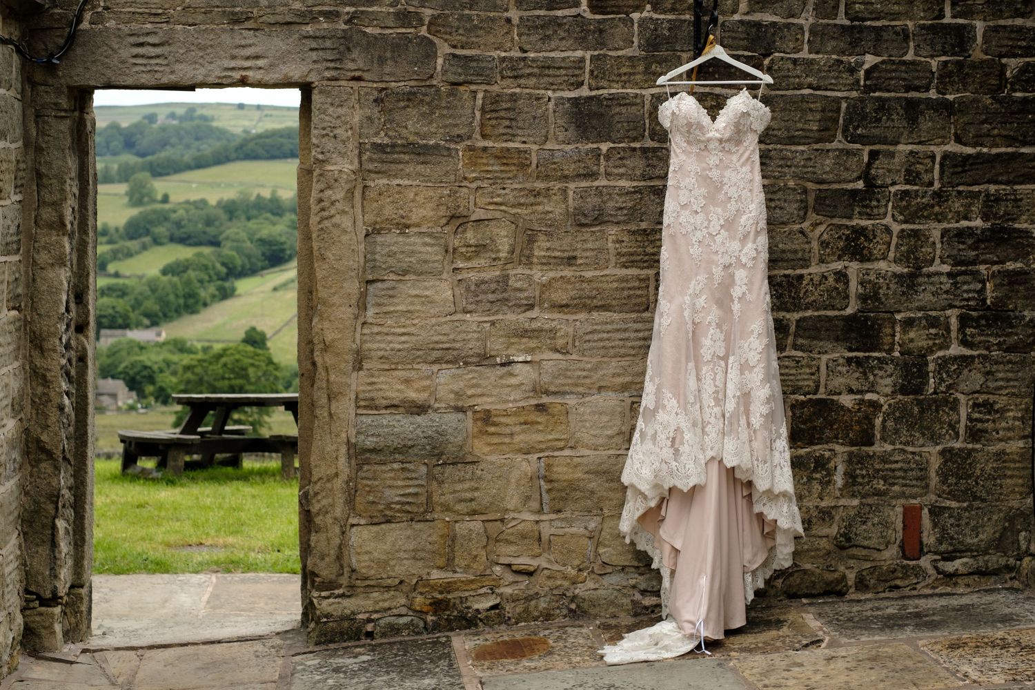Norfolk wedding photographer covering Norfolk, Norwich, Suffolk, Cambridge and throughout the UK.
