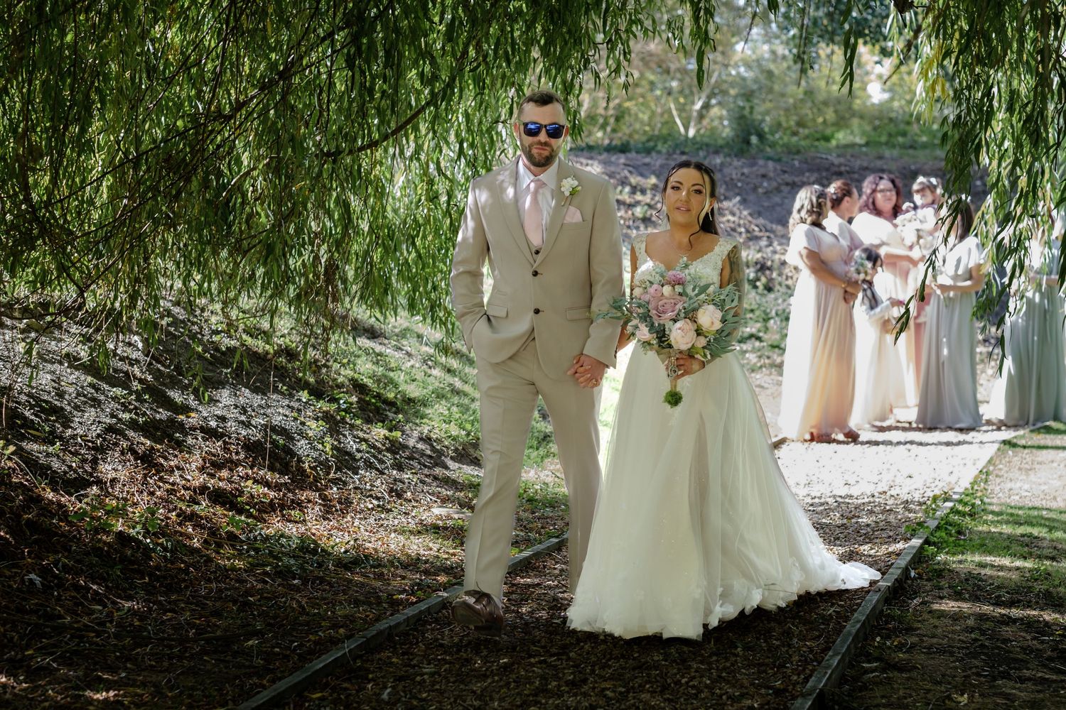 Minstrel Court Cambridge Wedding by Norfolk Wedding Photographer Chris Loneragan.