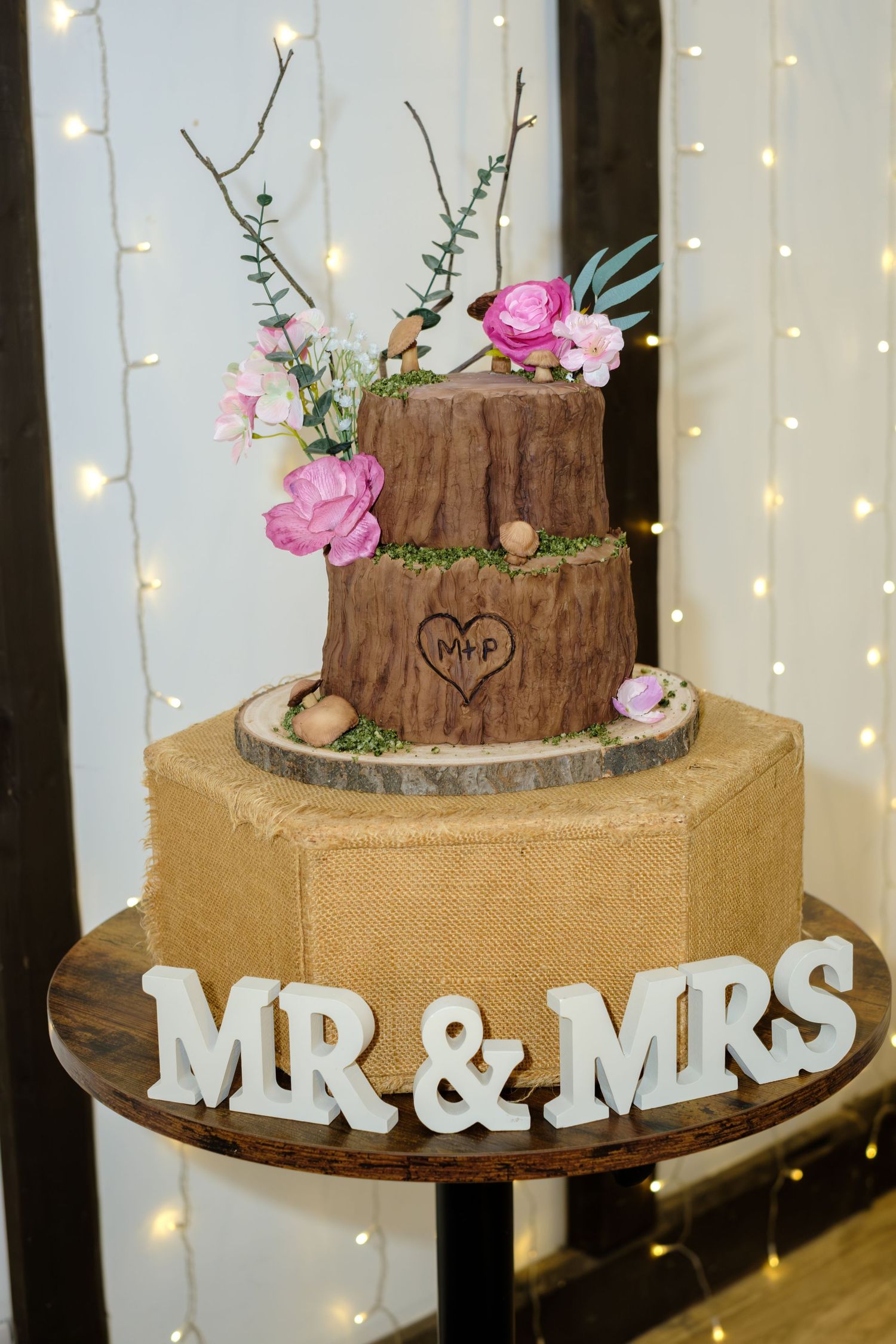 Minstrel Court Cambridge Wedding by Norfolk Wedding Photographer Chris Loneragan.