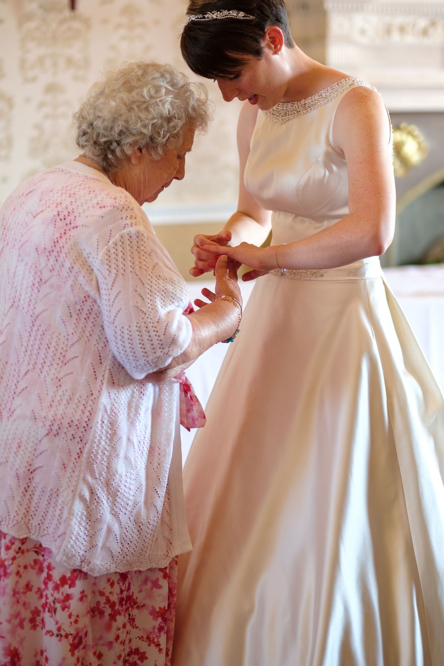 Wedding photography by Norfolk wedding photographer Chris Loneragan. Available in Norfolk, Norwich, Suffolk, Cambridge.