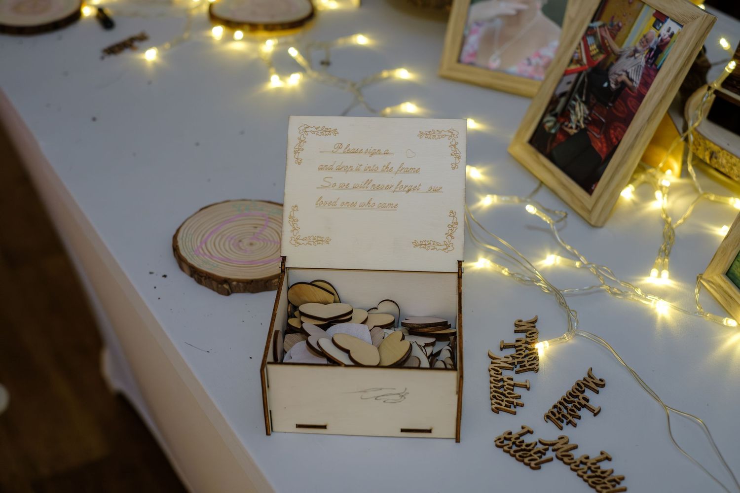 Minstrel Court Cambridge Wedding by Norfolk Wedding Photographer Chris Loneragan.