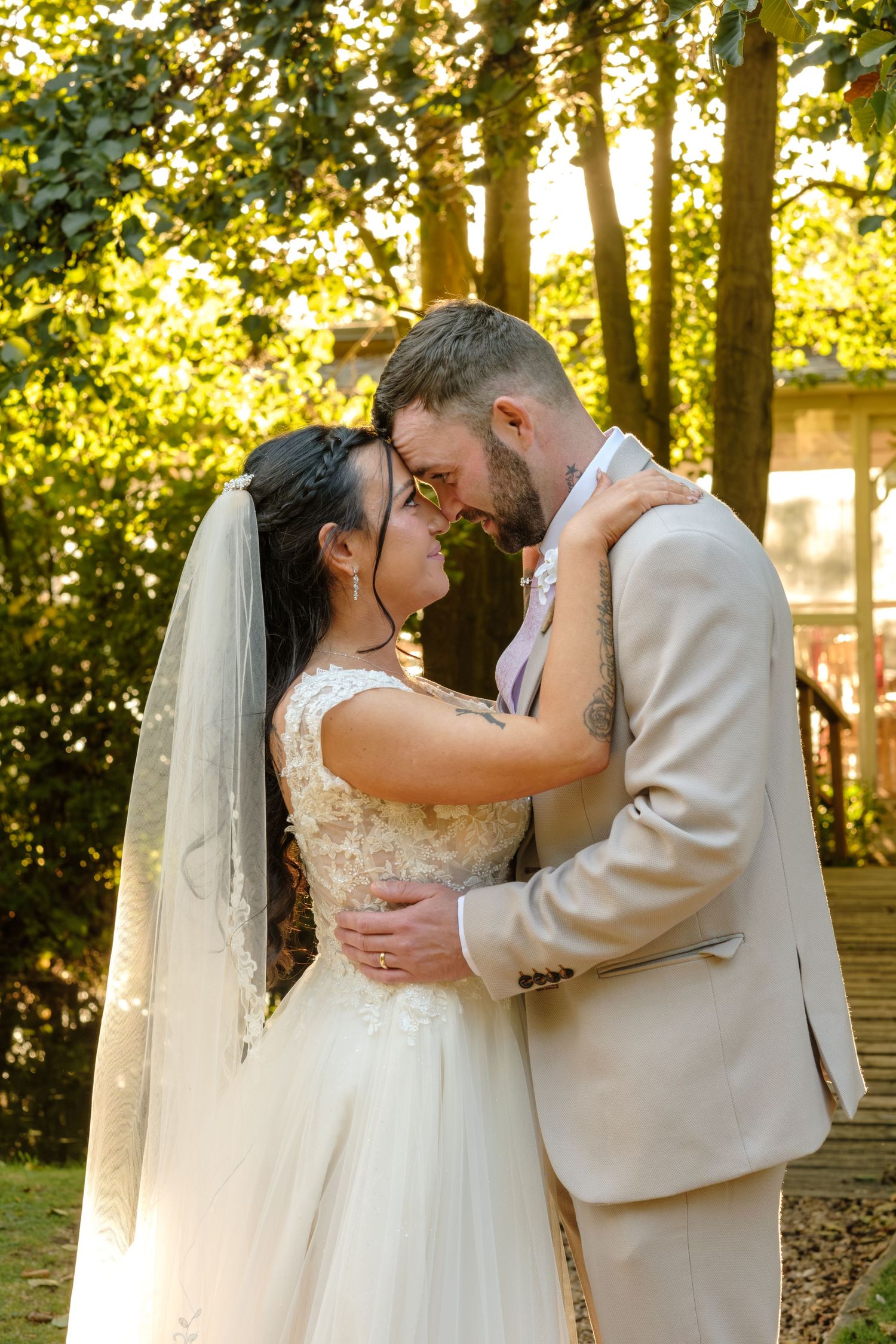 Minstrel Court Cambridge Wedding by Norfolk Wedding Photographer Chris Loneragan.