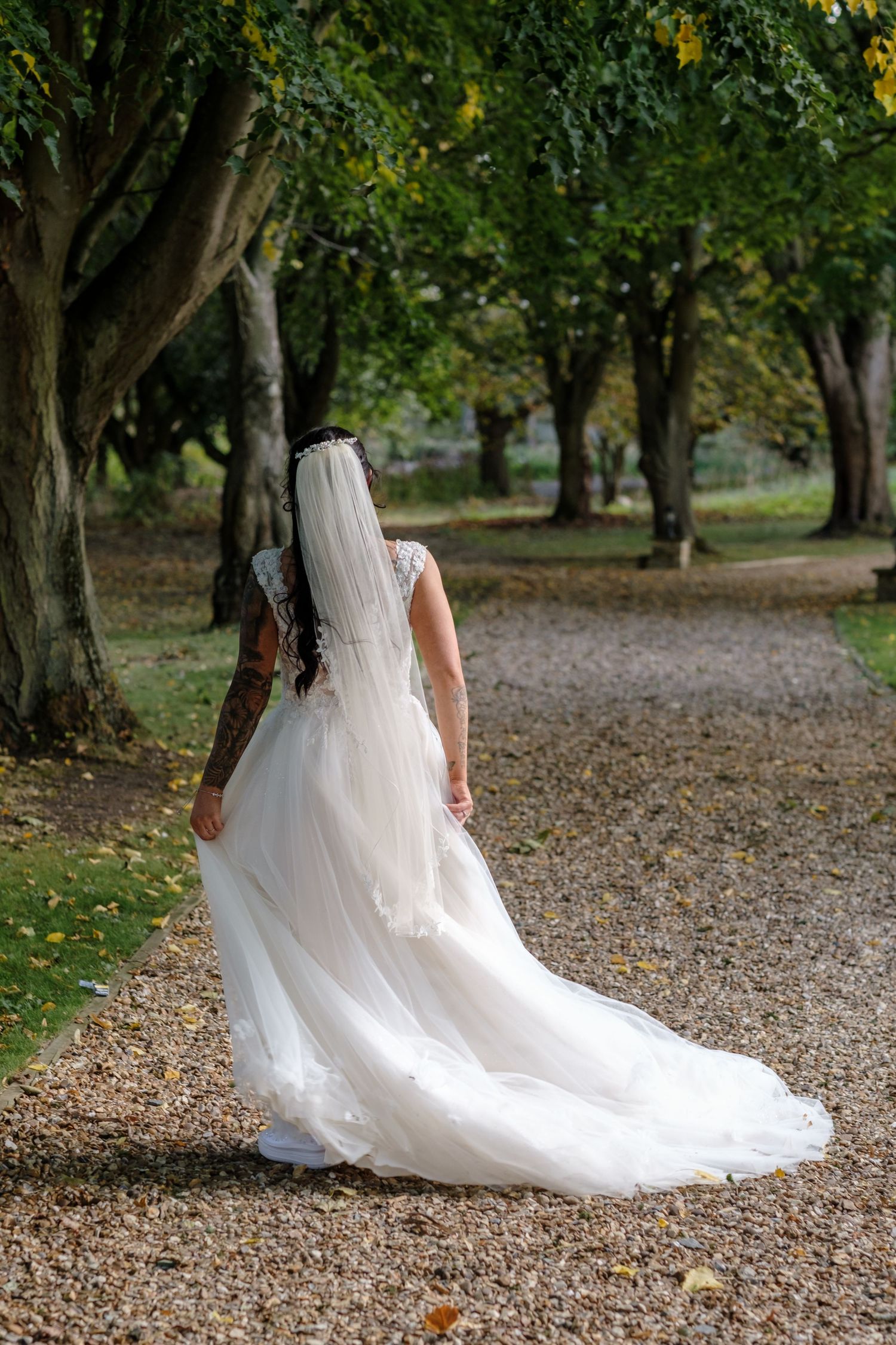 Minstrel Court Cambridge Wedding by Norfolk Wedding Photographer Chris Loneragan.