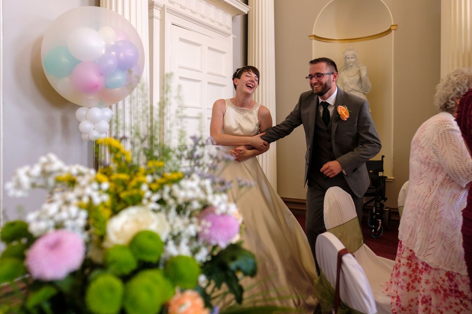 Wedding photography by Norfolk wedding photographer Chris Loneragan. Available in Norfolk, Norwich, Suffolk, Cambridge.