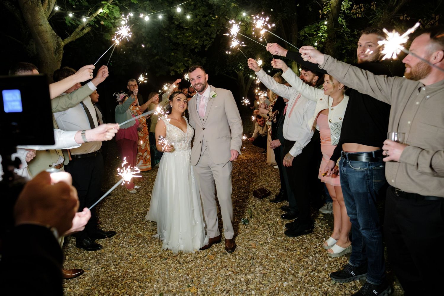 Minstrel Court Cambridge Wedding by Norfolk Wedding Photographer Chris Loneragan.