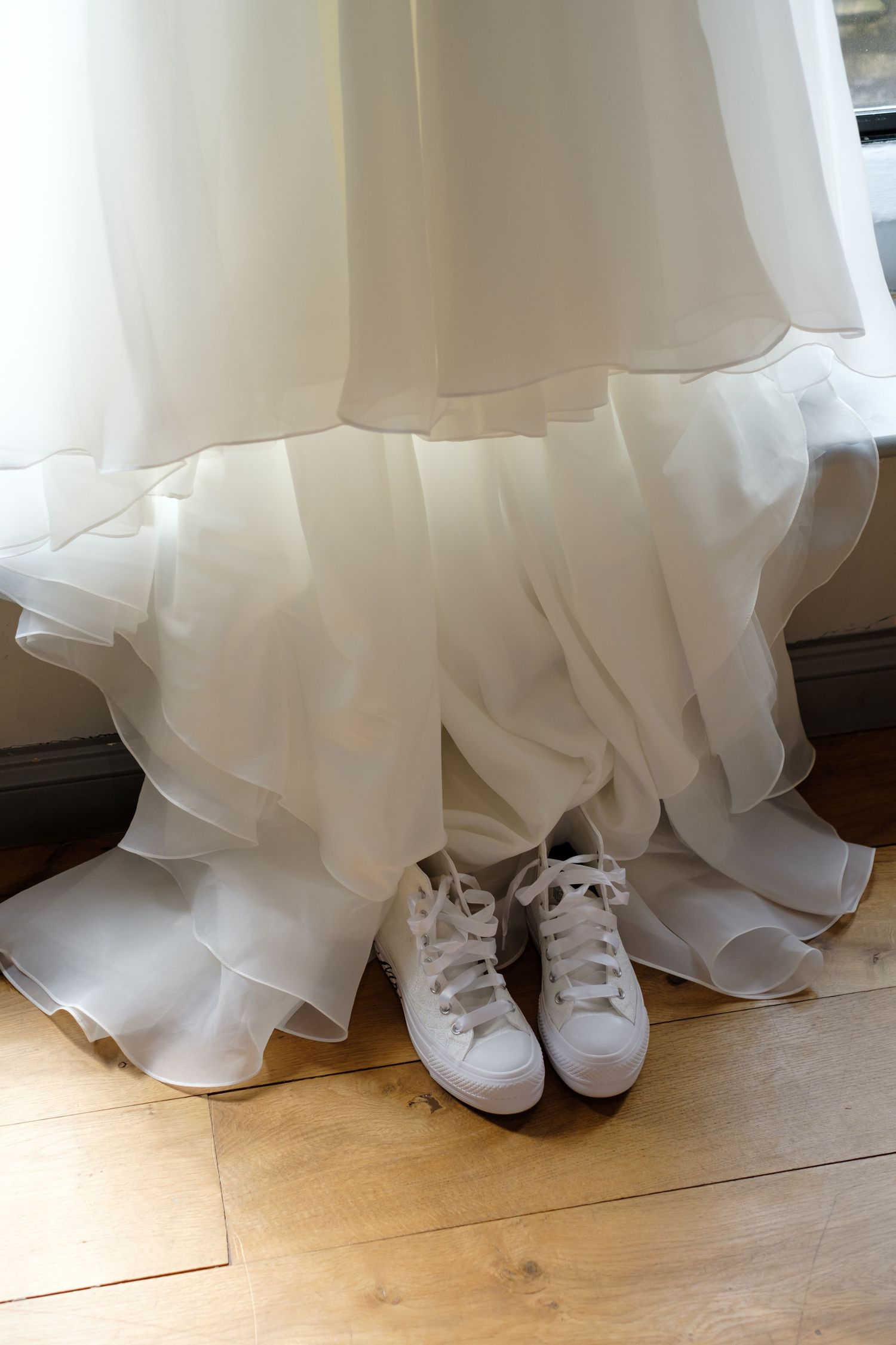 Norfolk Wedding Photographer at The Maynard Arms. Converse wedding shoes.