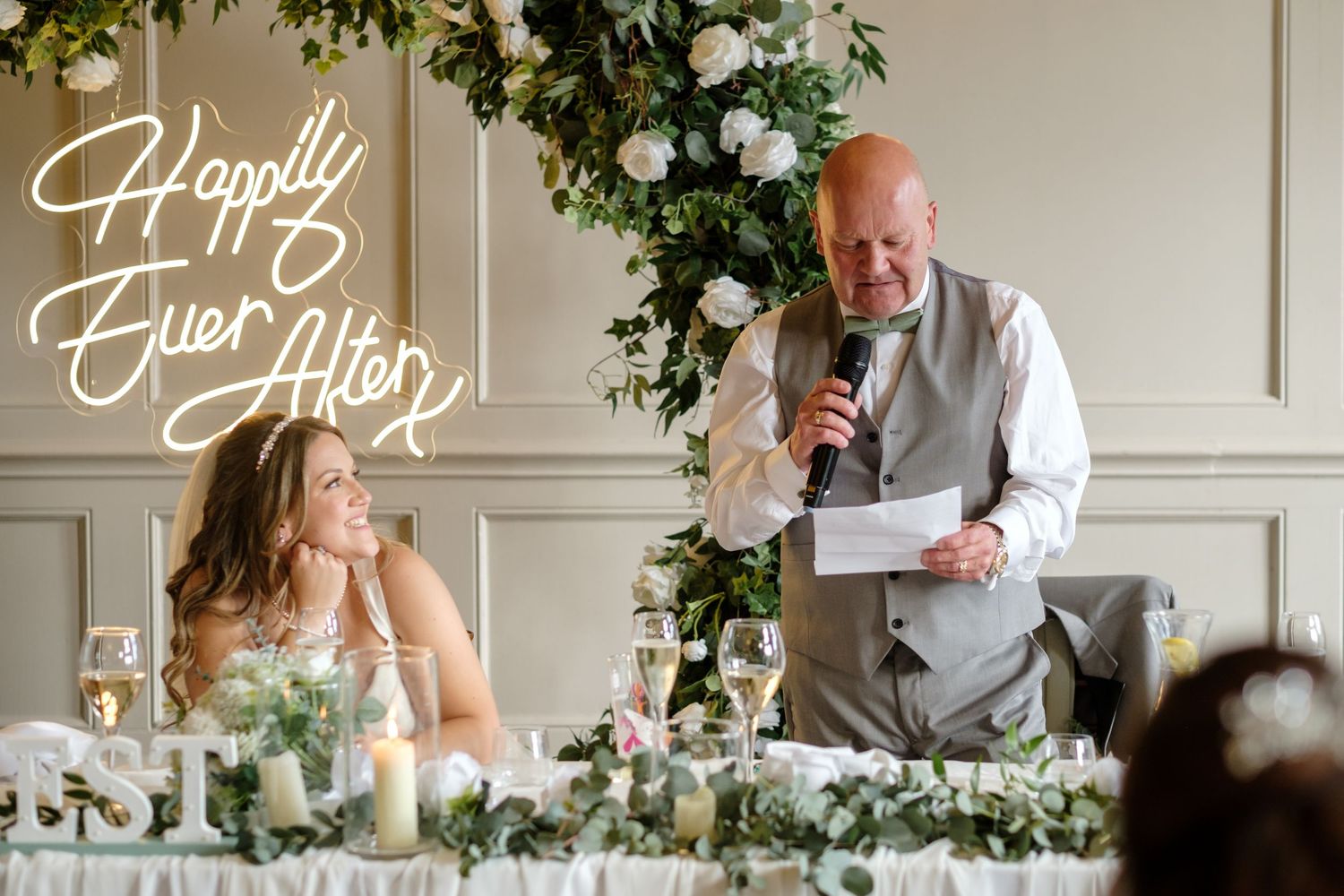 Norfolk Wedding Photographer at The Maynard Arms.