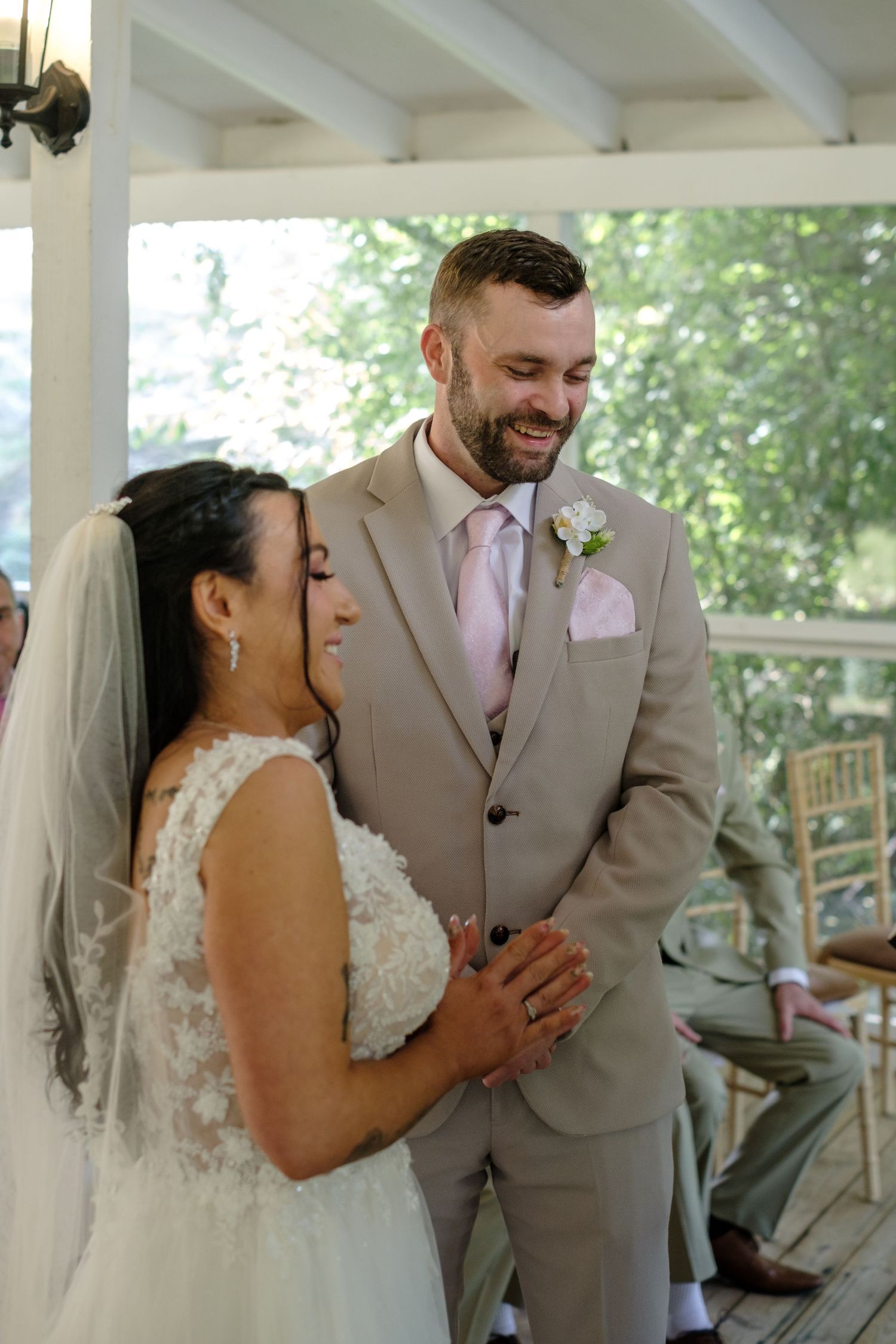 Minstrel Court Cambridge Wedding by Norfolk Wedding Photographer Chris Loneragan.