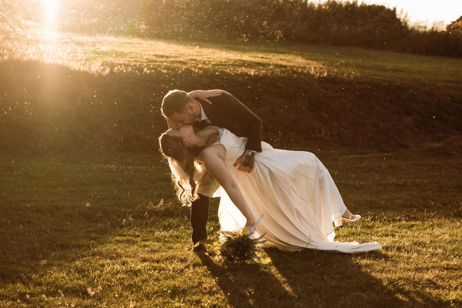 A beautiful sunset wedding by Norfolk and Norwich wedding photographer. Top 100 wedding photographer covering Norfolk, Suffolk, Cambridge.