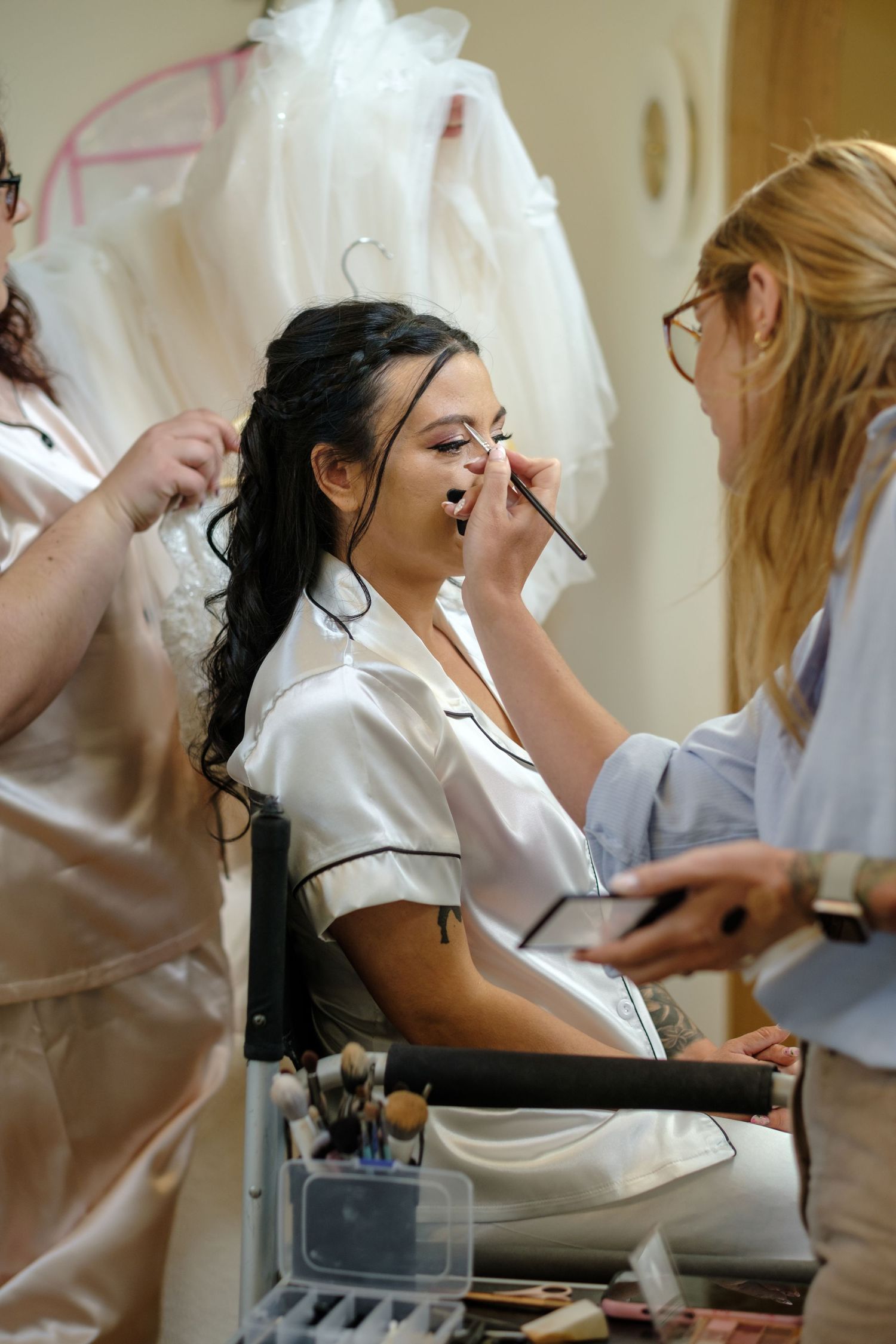 Minstrel Court Cambridge Wedding by Norfolk Wedding Photographer Chris Loneragan.