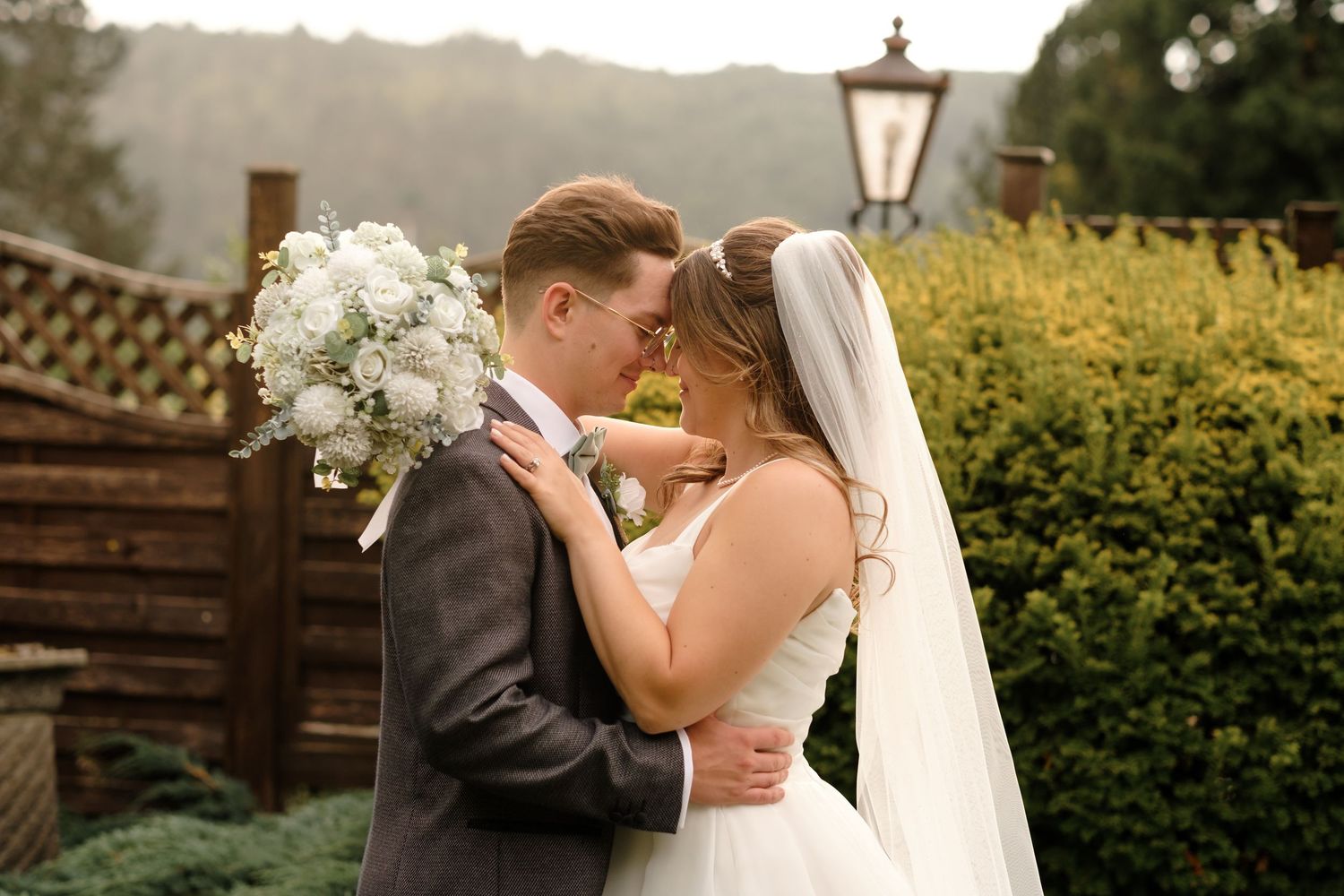 Norfolk Wedding Photographer at The Maynard Arms.