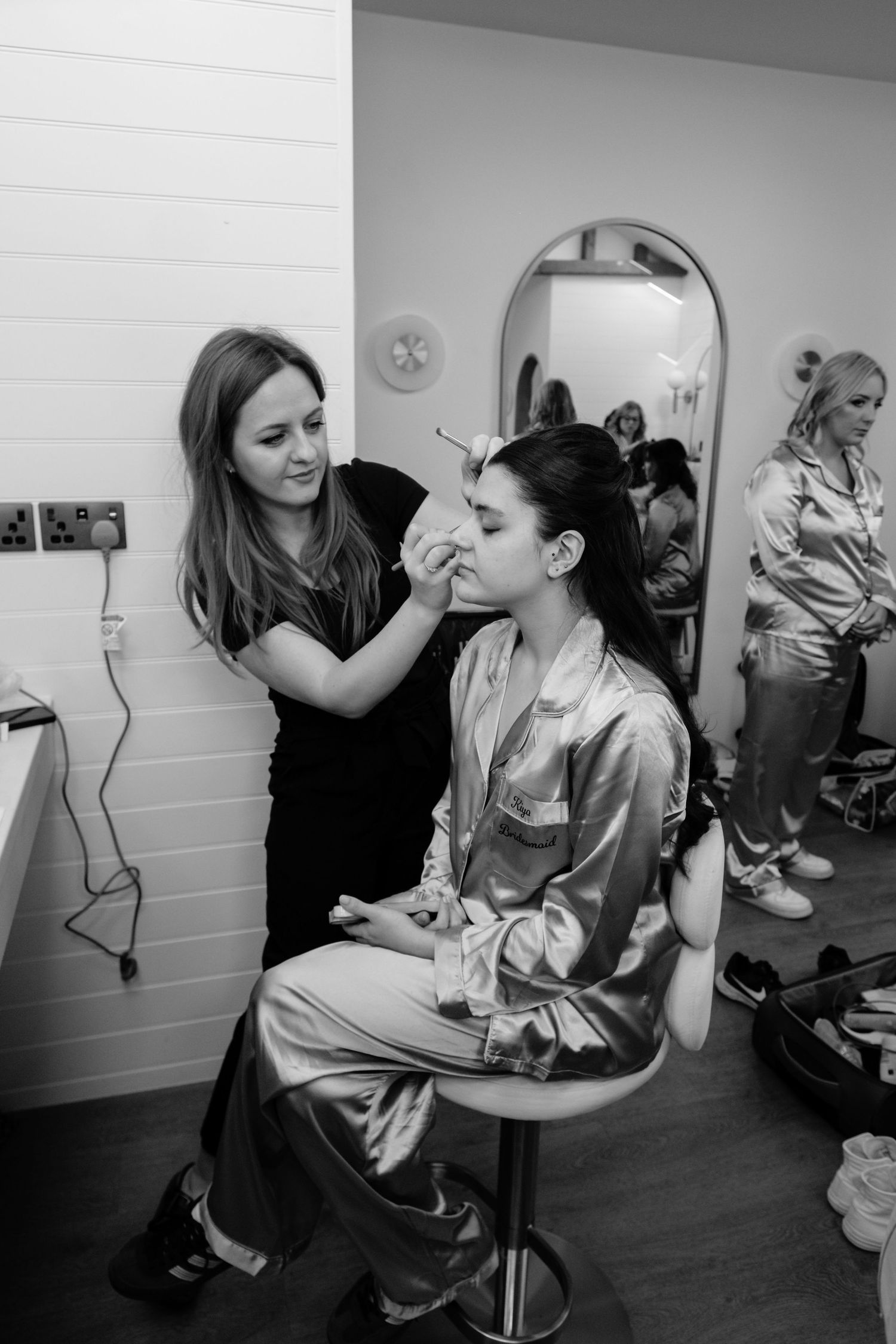 Minstrel Court Cambridge Wedding by Norfolk Wedding Photographer Chris Loneragan.