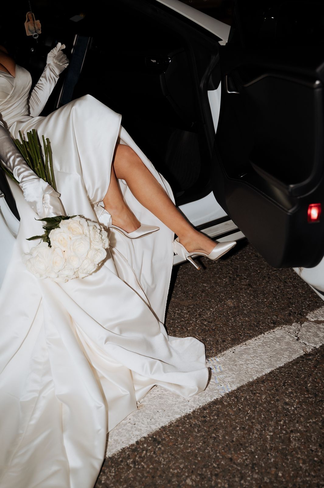 Editorial shoes and bouquet shot oklahoma capitol