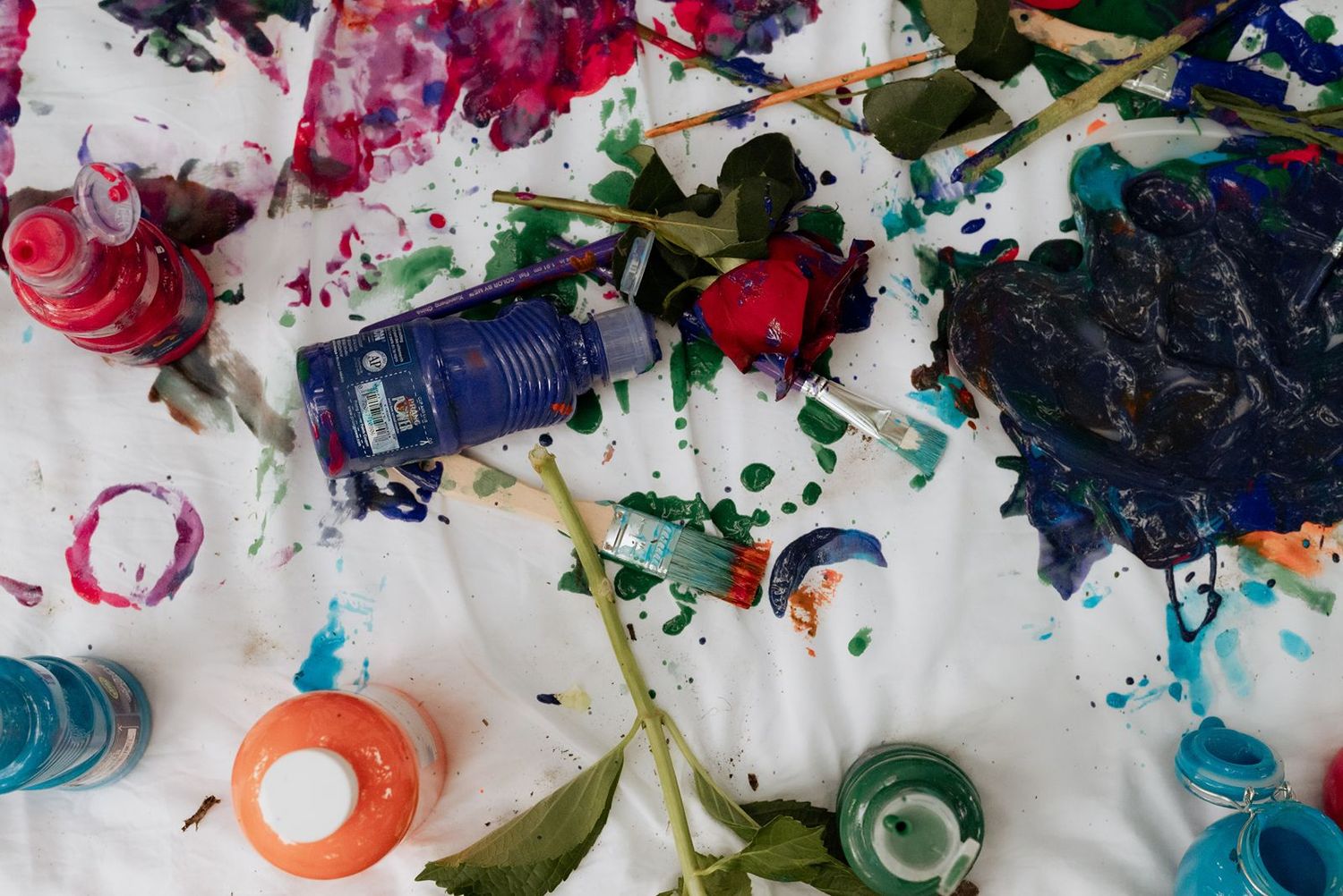 Detail messy photo of the supplies from the photo session