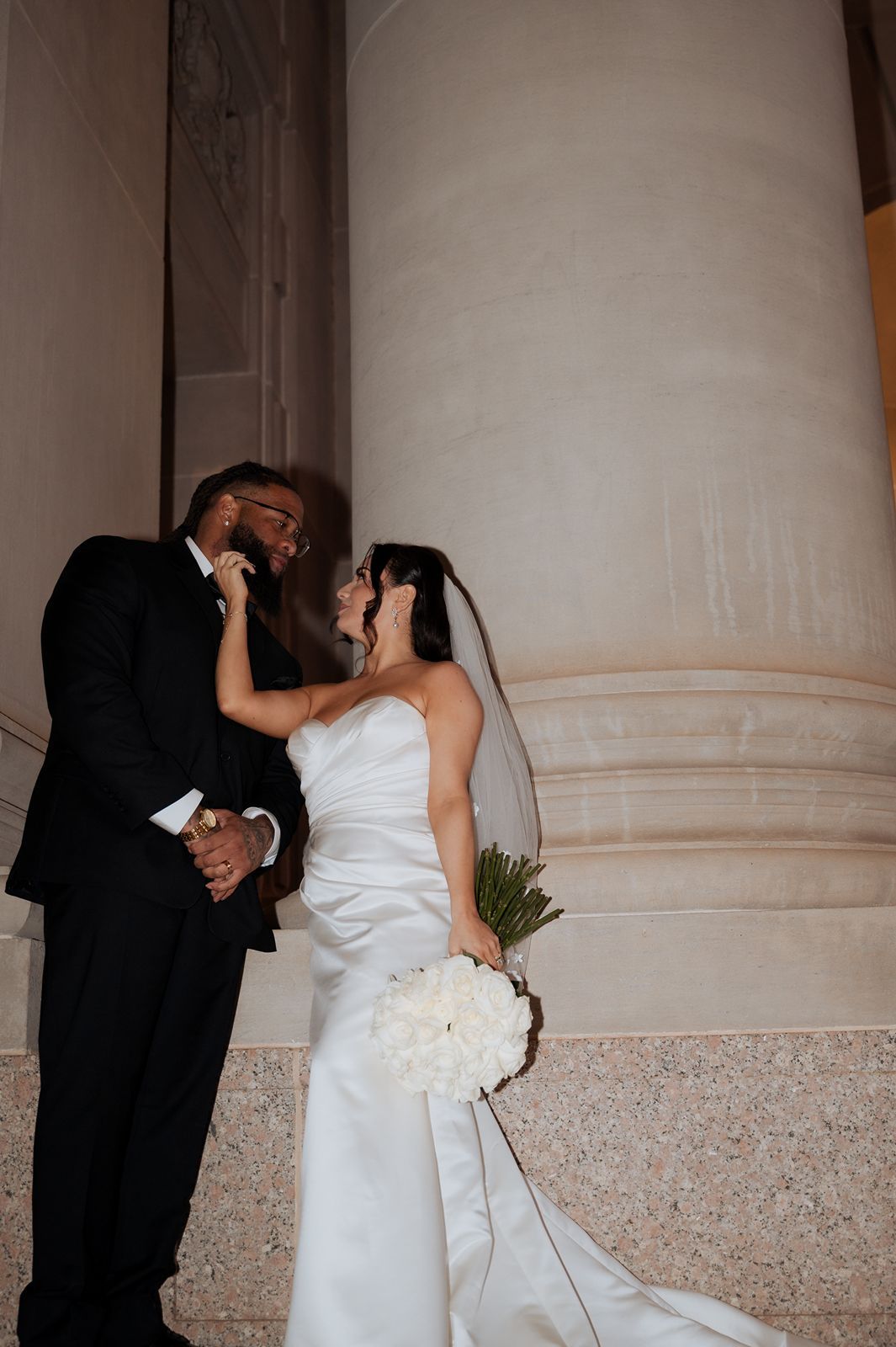 Couple enjoying each other at Oklahoma Capitol