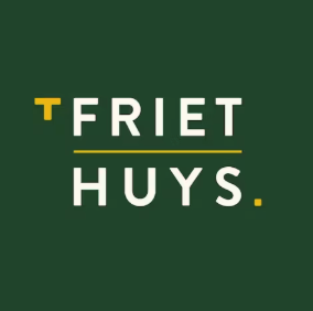 Dark green logo for 't Friet Huys featuring white bold typography and gold accent details.