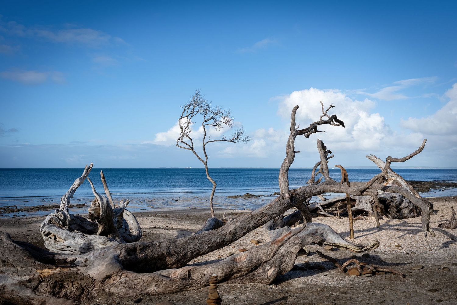 New Zealand landscape photography capturing mountains and lakes by Wesley Yan